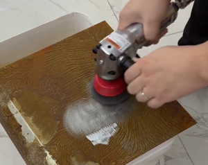 How to use the Pneumatic Derusting Brush and the effect of using it 